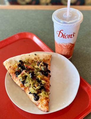 Gotta love a slice with green chile. Only in NM.