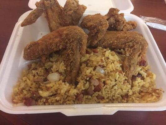 Fried chicken wings & pork fried rice combo.