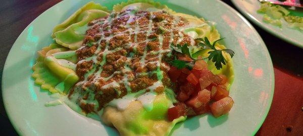 Special: cheese ravioli with sausage cream sauce