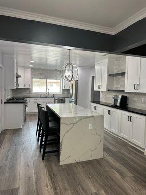 New kitchen with island