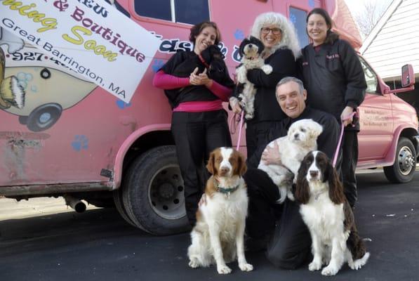 really nice people - that's their van and they now have a storefront salon at salon