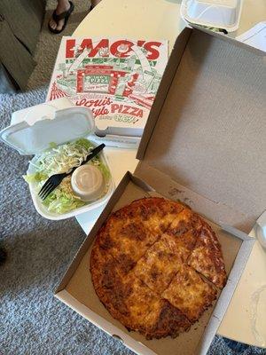 Cheese pizza, house salad