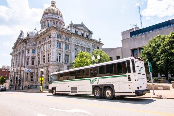 WCTA bus in front of the Westmoreland County Courthouse.