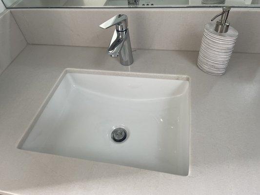 Ronbow sink and Hansgrohe Talis E 110 Faucet