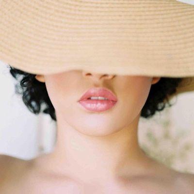 Apply mineral SPF every day... and wear a hat. Face Neck Décolleté