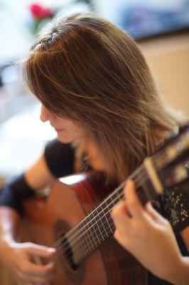 DalMaestro CEO and classical guitar teacher Isabella Abbonizio