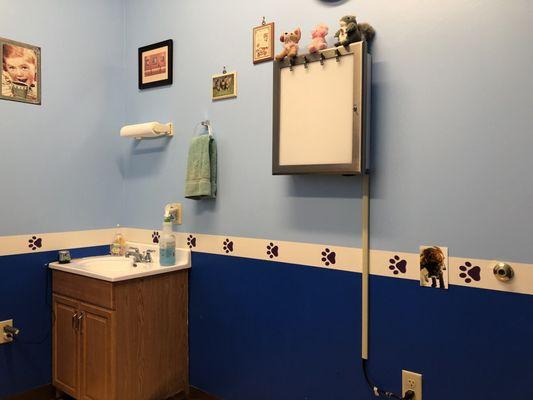 One of the doggie rooms.