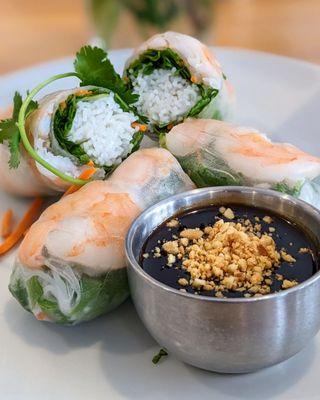 Spring rolls with shrimp