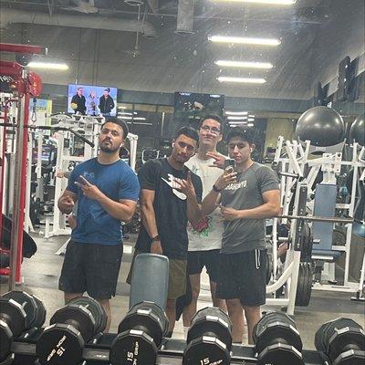 WOO GANG AT THE GYM