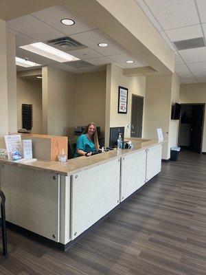 reception desk/check-in