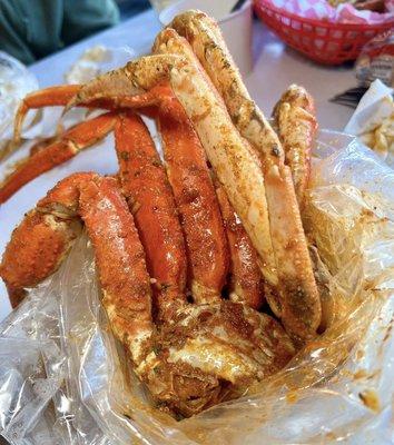 The best seafood boil in henderson! Snow Crab!