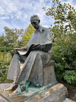 Nikola Tesla Monument Niagara Falls, NY_Yelp_Sanju-5