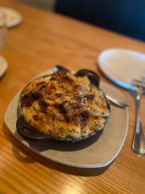 Tasteless Mac & Cheese with dry brisket