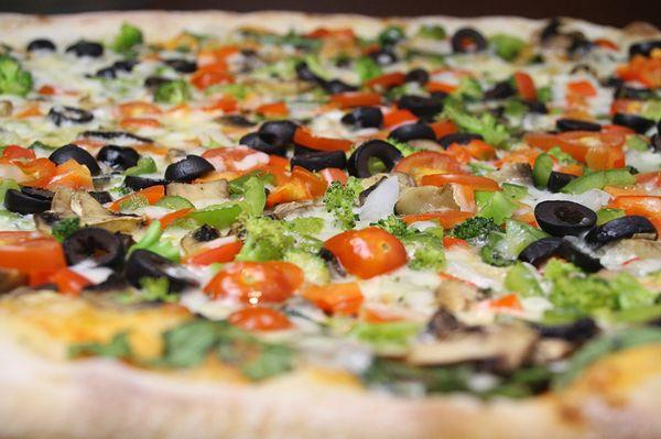 Super Veggie Pizza