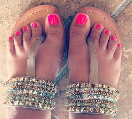 I got the deluxe pedicure 3 weeks ago!