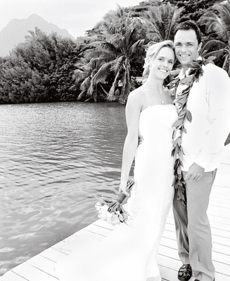 Hawaii Kauai Destination Wedding at Kualoa Ranch at Moli'i Garden