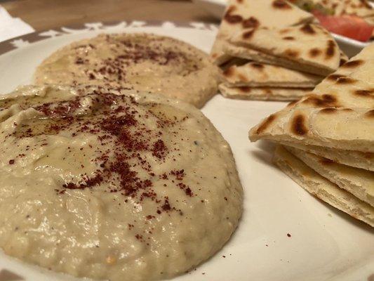 The babaganoush in the fg is incredible.