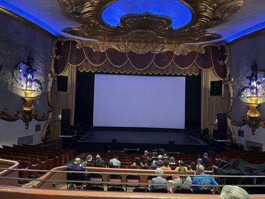 Crest theater, Sacramento, California, June 30, 2023 - here to see 1975 Jaws