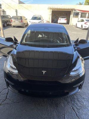 Tesla Model 3 Windshield Replacement