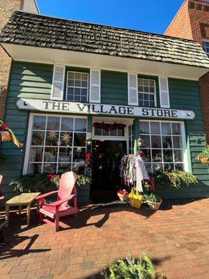 Shop entry from Main Street