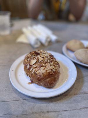 almond croissant