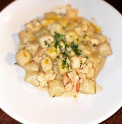 Gnocchi - Poached lobster, cream sauce, and chili oil (5/10)      ***Lobster was overcooked, and Gnocchi was too Doughy unfortunately***