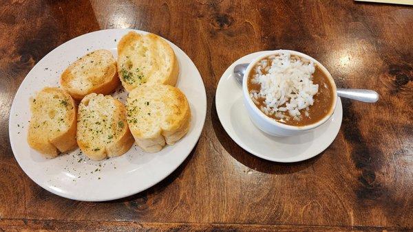 Seafood Gumbo & Bread