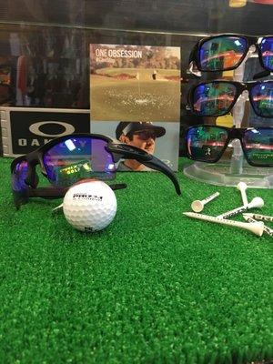 Oakley 2.0 with the PRIZM Golf lens.