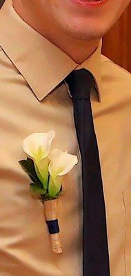 Calla lily boutonnière