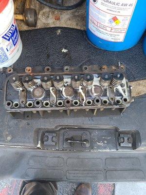 Complete damage engine Cylinder head repair