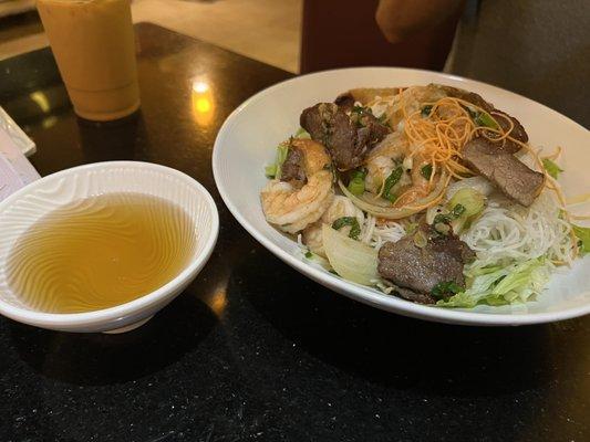 Vermicelli bowl + fish sauce