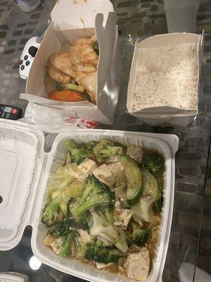 33. Chicken with Broccoli 60. Vegetable with Tofu