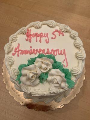 The photo makes the cake decorating look halfway decent. It looked like my friend who is practicing decorating did this