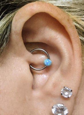 Daith piercing