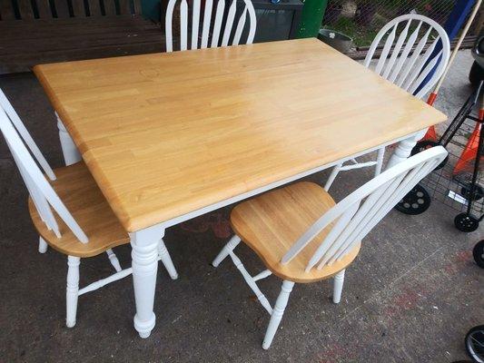 Table and chairs $100