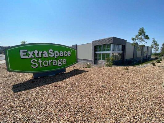 Beauty Image - Extra Space Storage at 4909 Juan Tabo Blvd NE, Albuquerque, NM 87111