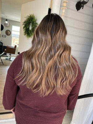 Golden blonde balayage by Aileen!