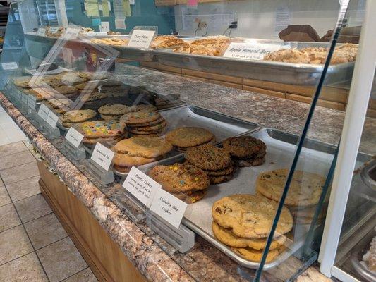 Cookie display case