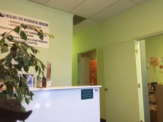 Foothill Herbs & Acupuncture