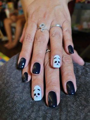 Last minute ask for a nail design. My panda came out super cute!