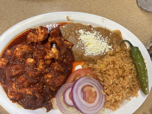 Camarones a la Diabla, looks great!! Caution, very spicy after flavor but i really liked this dish.