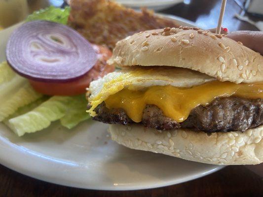 1/2 lb. House Burger Hash Browns