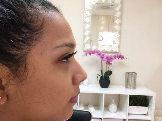 lashes with natural looking style