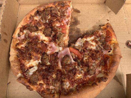 Meatza Grande Pizza