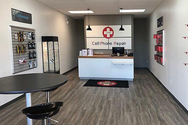 CPR Cell Phone Repair Mooresville NC - Store Interior