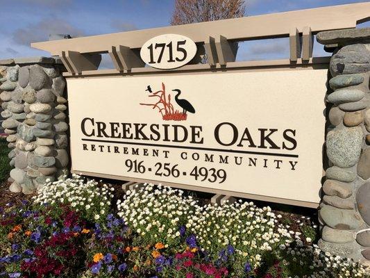 Creekside Oaks Retirement Community