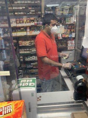 This cashier is stealing money from customer, i paid with $20 dollar bill he says i paid with $3 us.