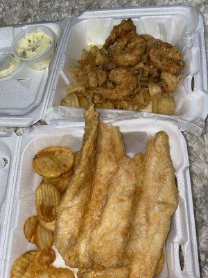 Titanic: 2 fried fish, calamari, shrimp, and French fried chips.