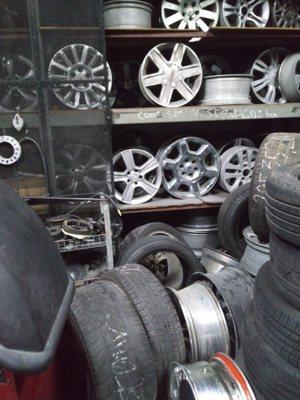 Spare wheels or replacement due warp and u repairable