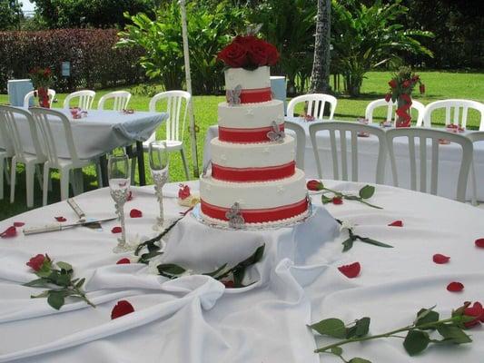 Our wedding cake Gail did! It was amazing!